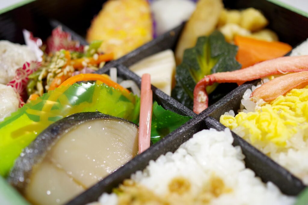 lunch-box-5349342_1920