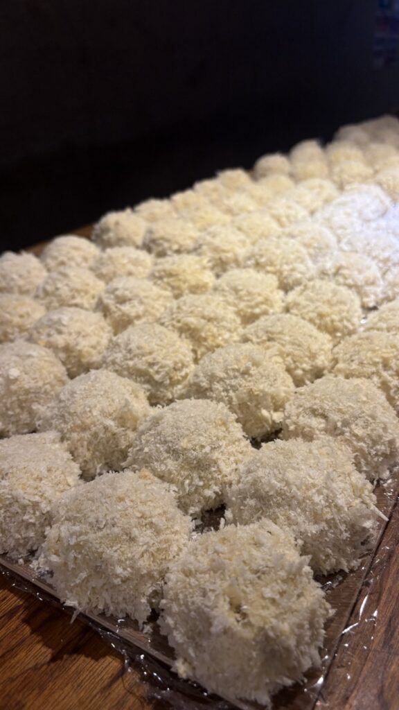 揚げる前のコロッケ